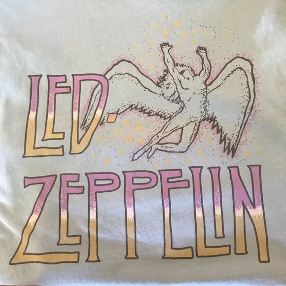 American Eagle Band T-shirt.  Led Zepplin,  light blue size L/XL. - Picture 2 of 3